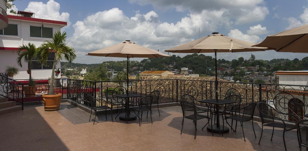 Hotel Tajin Papantla de Olarte Kültér fotó