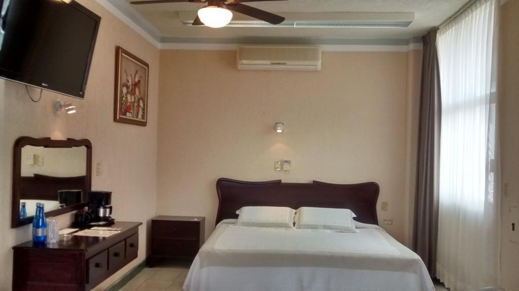 Hotel Tajin Papantla de Olarte Kültér fotó